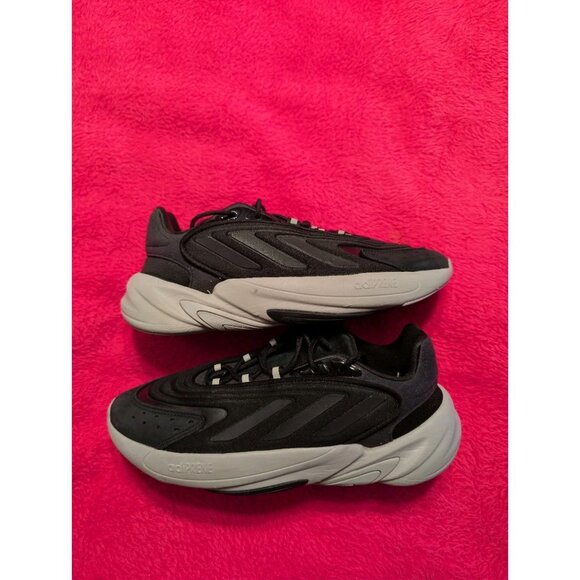 adidas Ozelia GW0613 Women’s 7 Black Gray Chunky Retro Running Shoes Sneakers - Picture 1 of 11